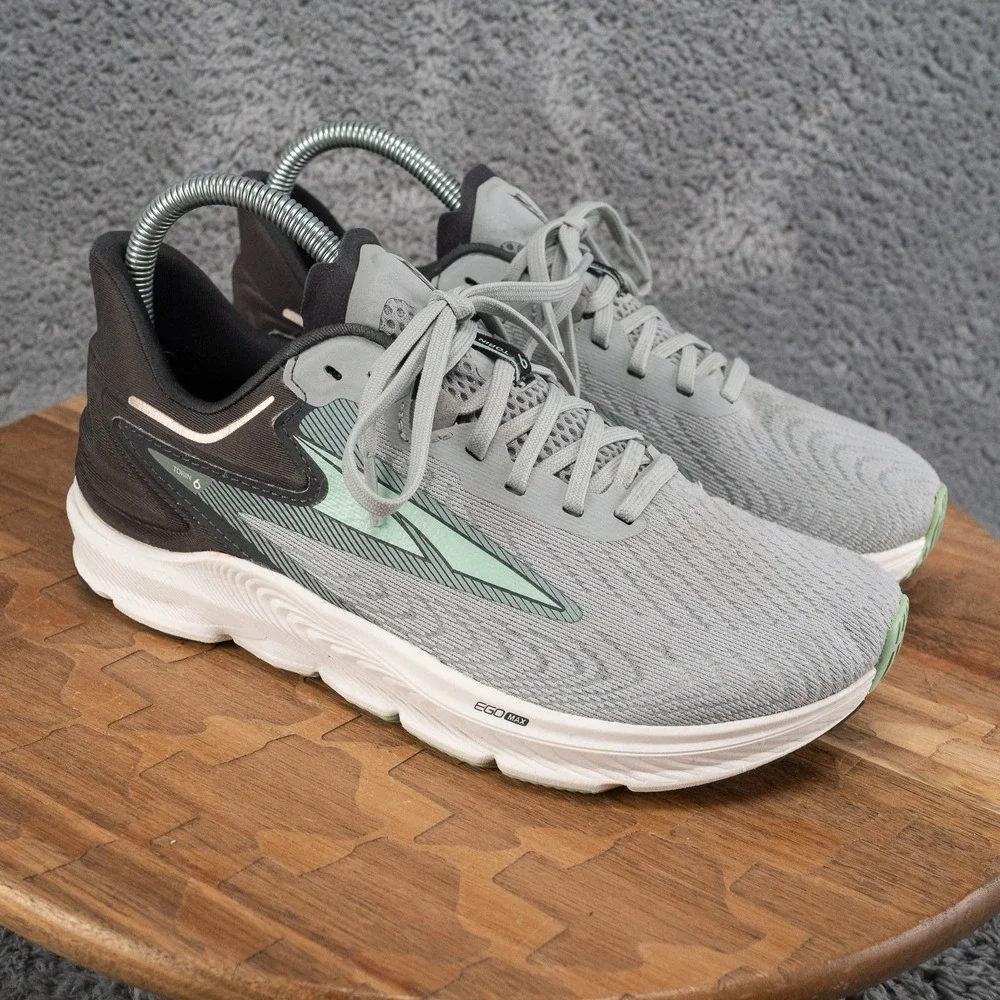 Altra Torin 6 Women's Size 7 Gray Athletic Running Shoes Sneakers Foot Shaped